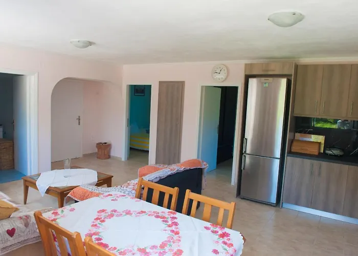 Olives Estate Apartments Grande